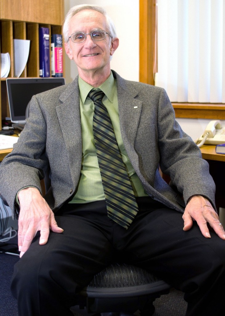 Prof Potts Professor Potts becomes new director of Honors program – The Denver Clarion